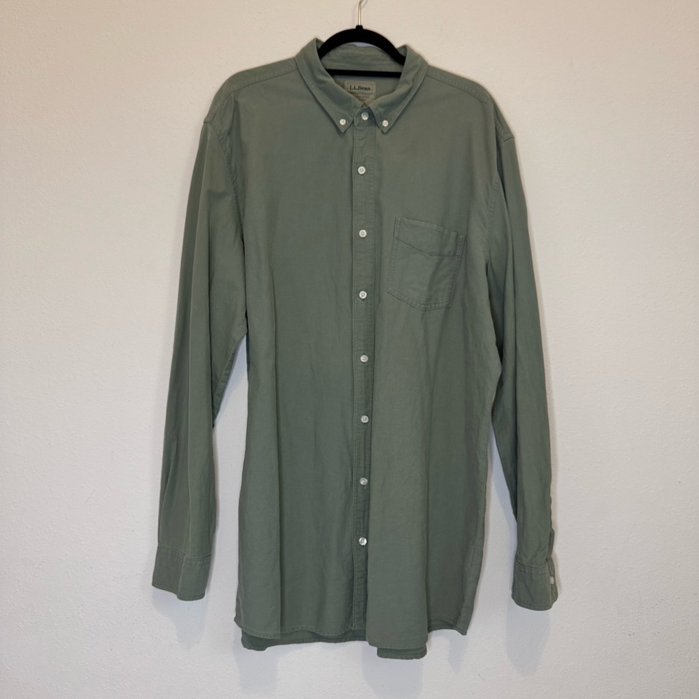 LL Bean Men's Green Olive Button-Down Shirt Slightly Fitted XL Tall